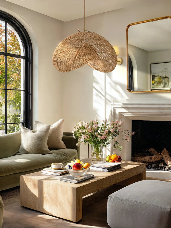 Can outdoor lights with wet/damp ratings be used indoors?